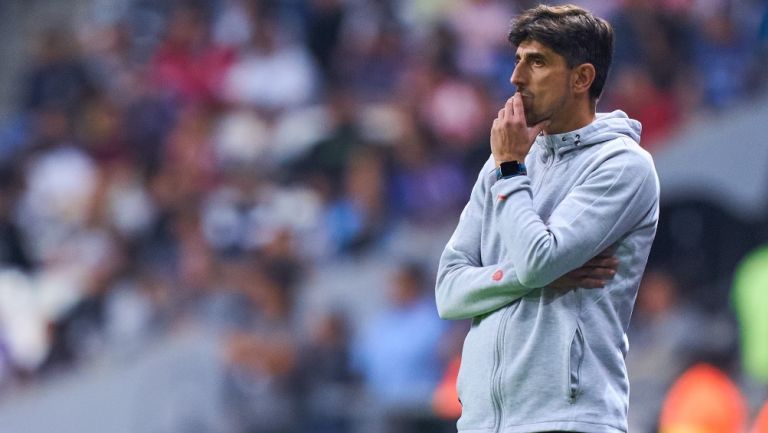 Paunovic en un partido de Chivas