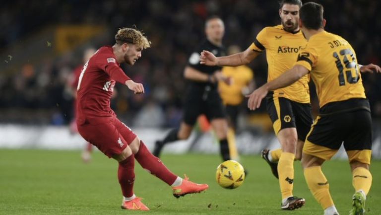 Harvey Elliot en la jugada del gol del triunfo