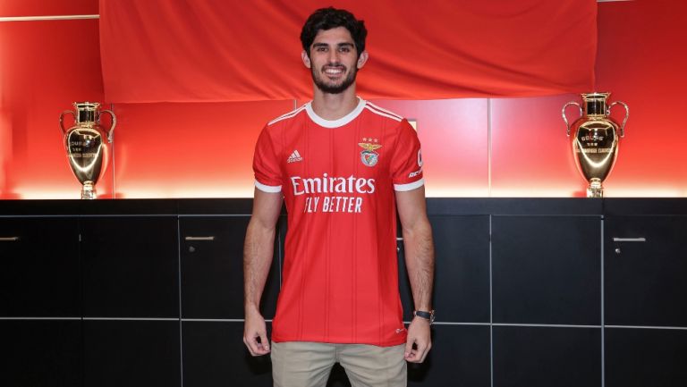 Guedes en su regreso a Benfica