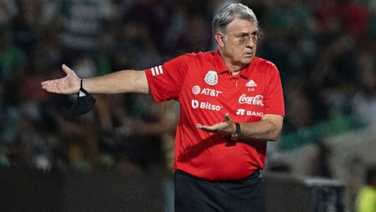 Tata Martino en un juego de la Selección de México 