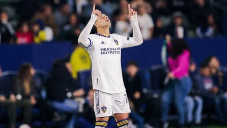 Chicharito Hernández con el Galaxy