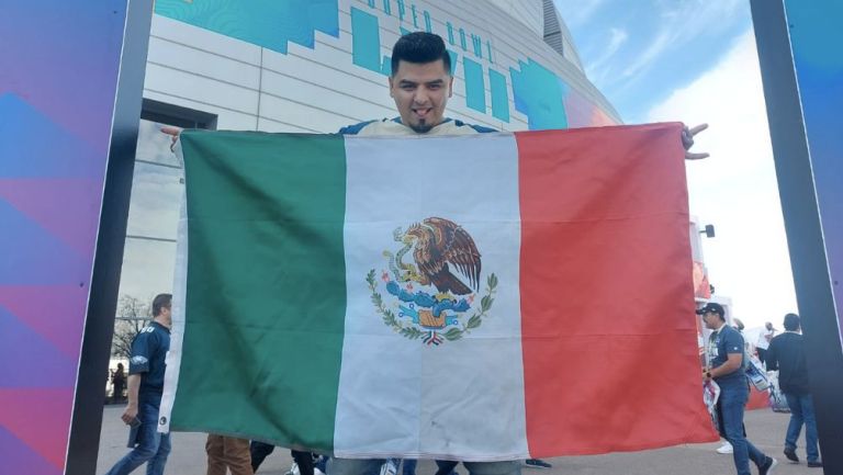 La afición azteca se hace presente en el State Farm Stadium