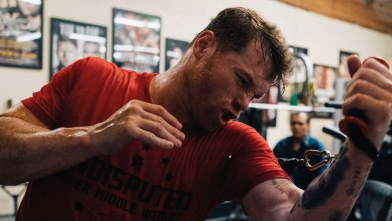 Canelo Álvarez, boxeador mexicano 