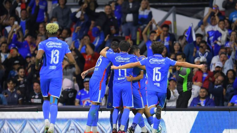 Cruz Azul consigue su segunda victoria al hilo frente a Atlas por la mínima 