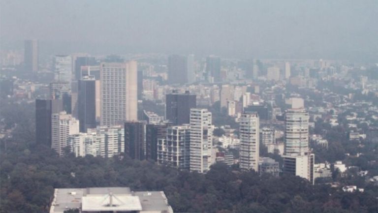 Contingencia Ambiental Fase 1 por contaminación en el Valle de México fue activada: ¿Qué autos no circulan?