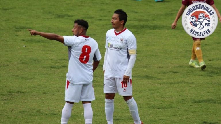 César Villaluz, con los Industriales Naucalpan FC