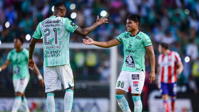 León en festejo de gol