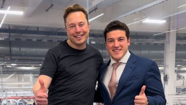 Elon Musk y Samuel García en foto 