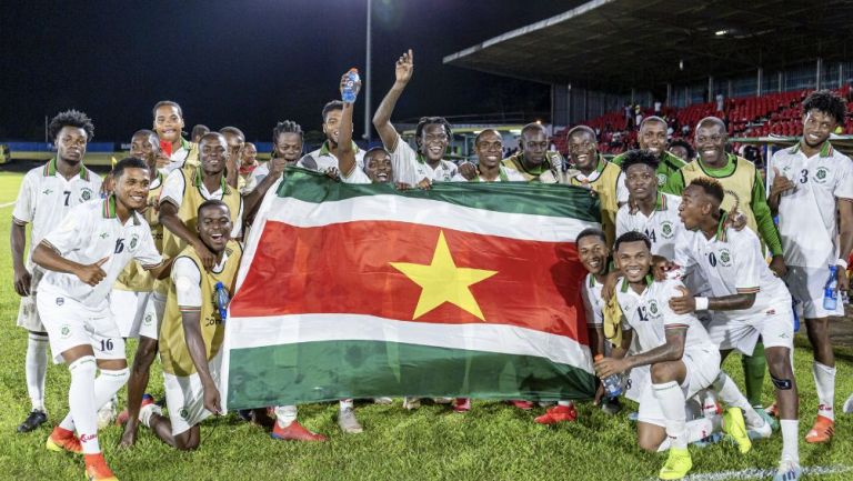 La selección de Surinam juega en Concacaf, aunque debería jugar en Conmebol