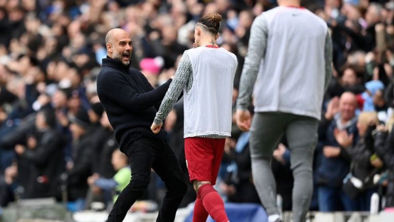 Guardiola le grita el gol a los suplentes del Liverpool