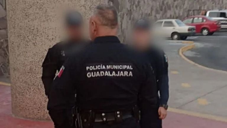 Indignación en redes sociales por brutalidad policial en Guadalajara