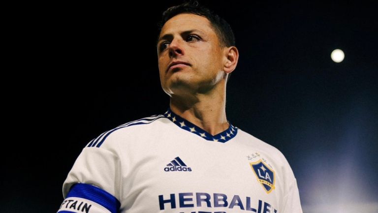 El Chicharito en un partido con el Galaxy