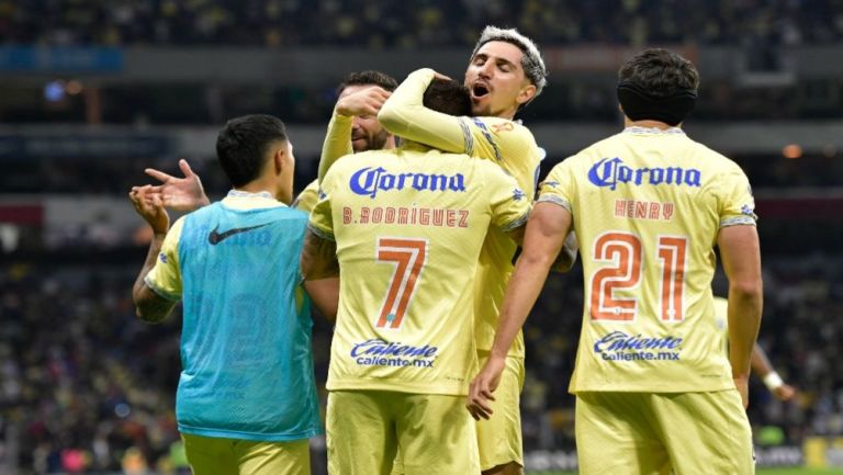 América celebra el gol de Brian Rodríguez