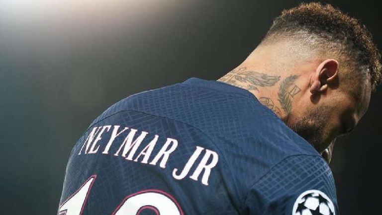 ¿Neymar a la Premier League? Manchester United quiere fichar al astro brasileño