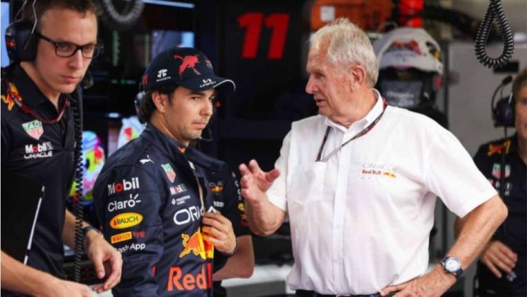 'Checo' Pérez y Helmut Marko 