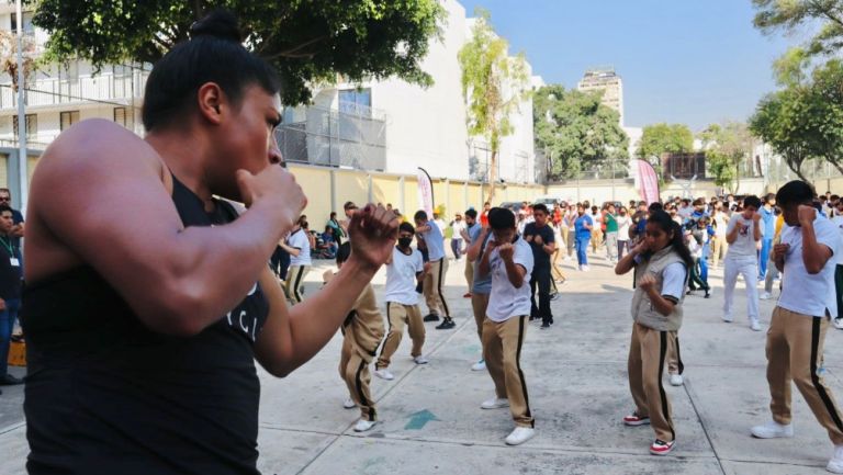 Clase masiva de boxeo en la CDMX