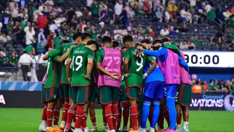 Jugadores de la Selección Mexicana al terminar el partido