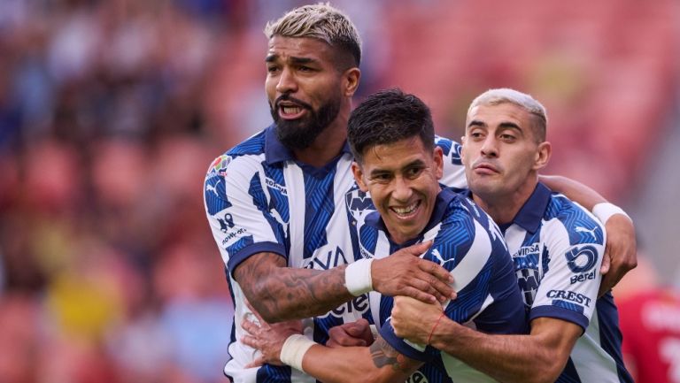 Rayados en celebración de gol