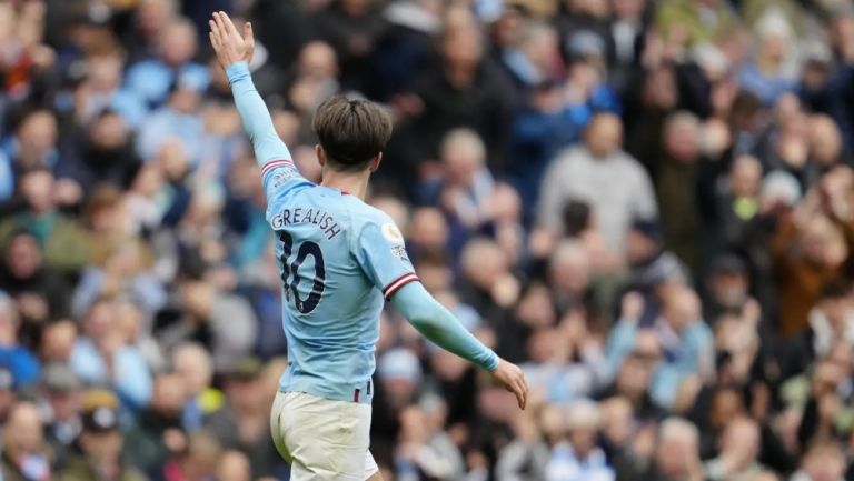 Jack Grealish jugando en el Manchester City 