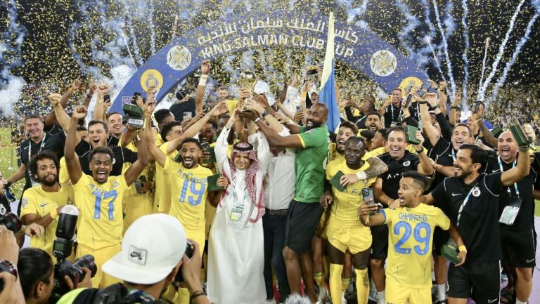 Los festejos de Al-Nassr tras ganar el Campeonato de Clubes Árabes