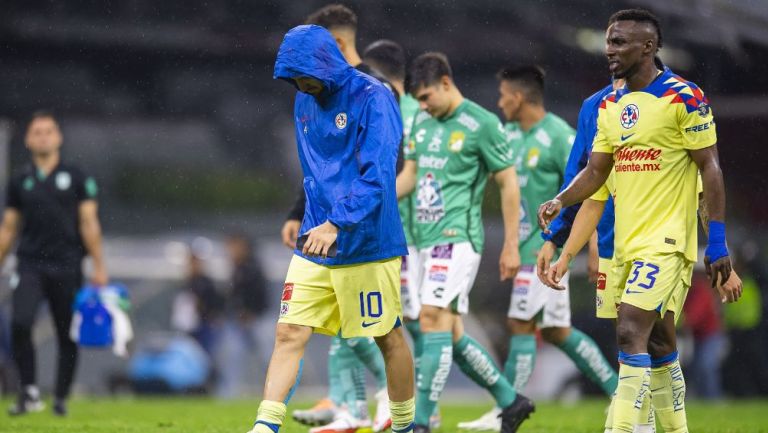 El equipo azulcrema tras el empate ante León