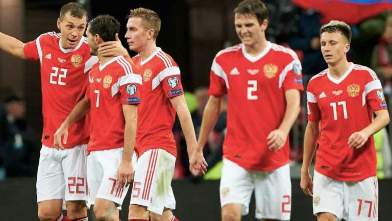 Rusia esta cerca de regresar al plano del futbol internacional