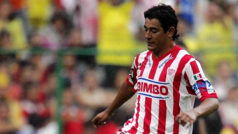 Necaxa homenajea a Alfredo Moreno en el partido de su Centenario