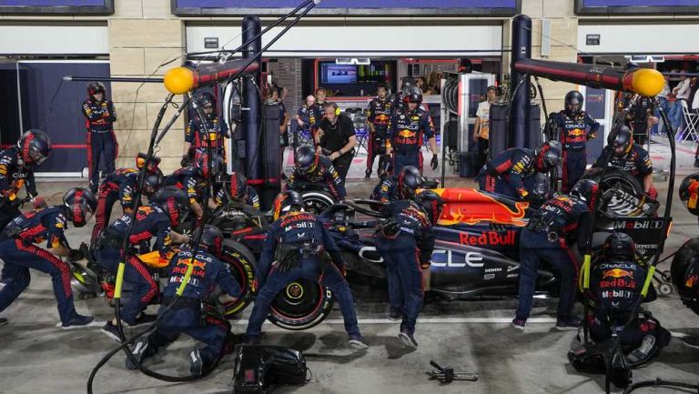 Christian Horner criticó la nueva regla de parada de pits del GP de Qatar: 'No tiene sentido'