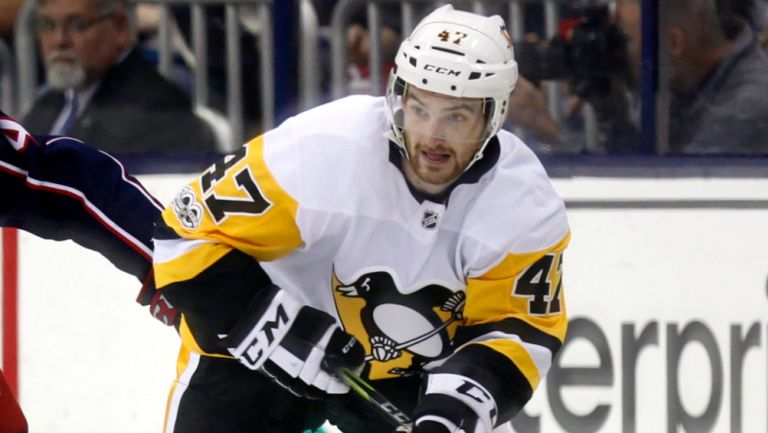 ¡Luto en la NHL! Adam Johnson, exjugador de NHL, muere tras accidentarse en un partido