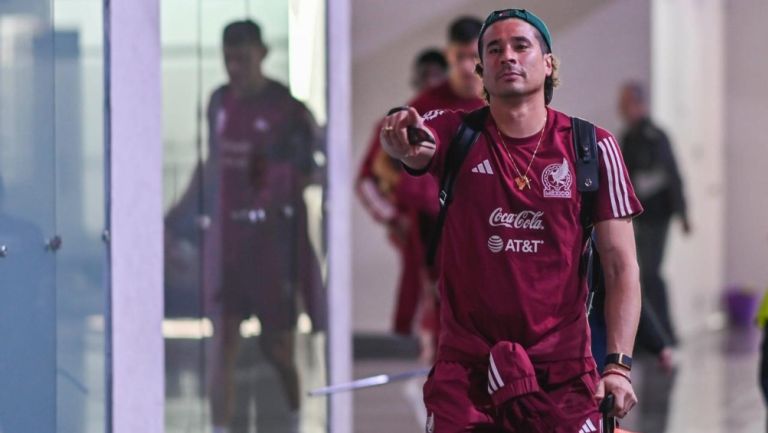 Selección Mexicana aterriza en Honduras con cálida bienvenida de los aficionados