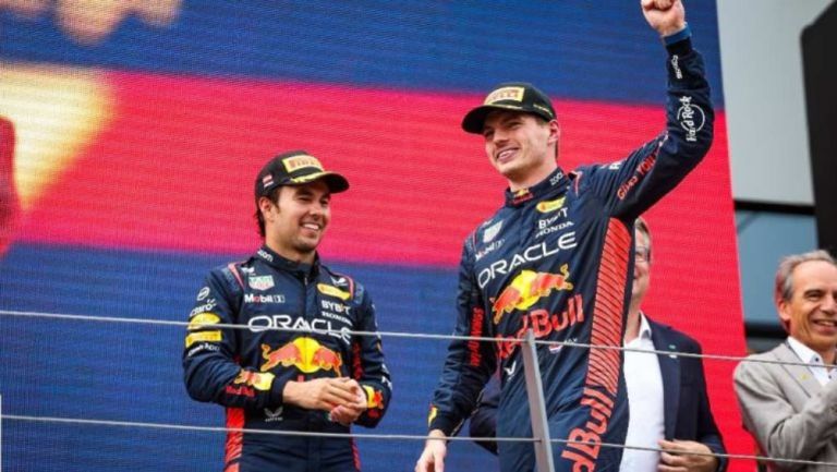 Verstappen y 'Checo' enfrentan a AlphaTauri en carrera de aerodeslizadores