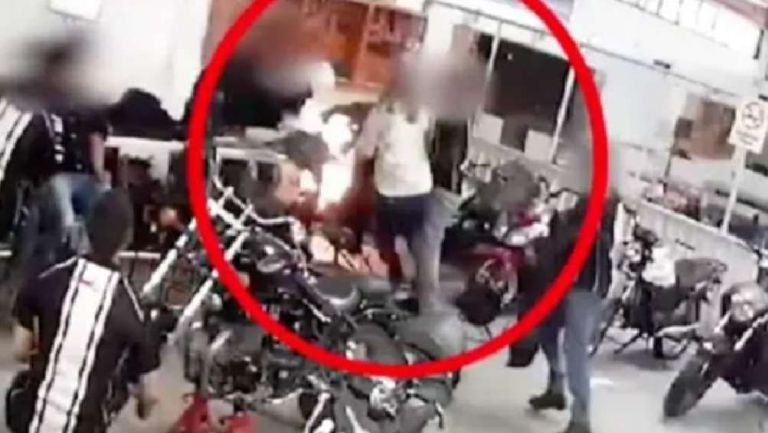 Surge video del momento en el que un estudiante de mecánica es prendido en fuego por sus compañeros