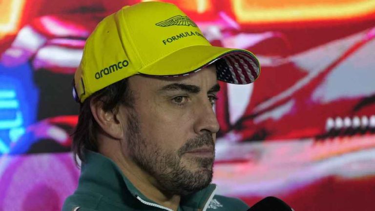 Fernando Alonso utiliza su 'fórmula favorita' para confirmar que