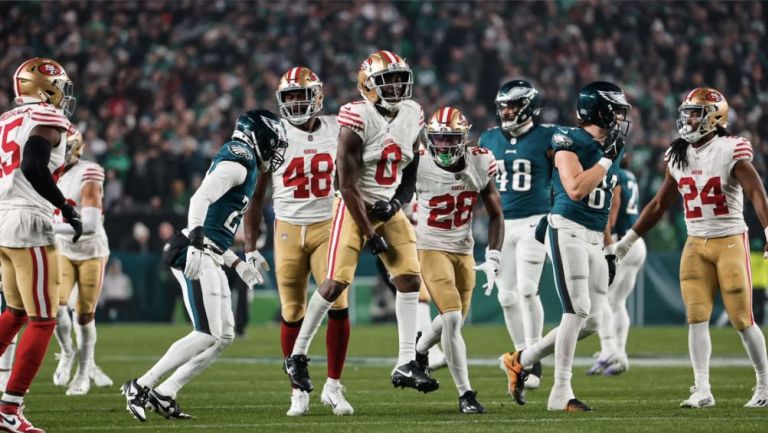 Niners vence y humilla a los Eagles de Philadelphia