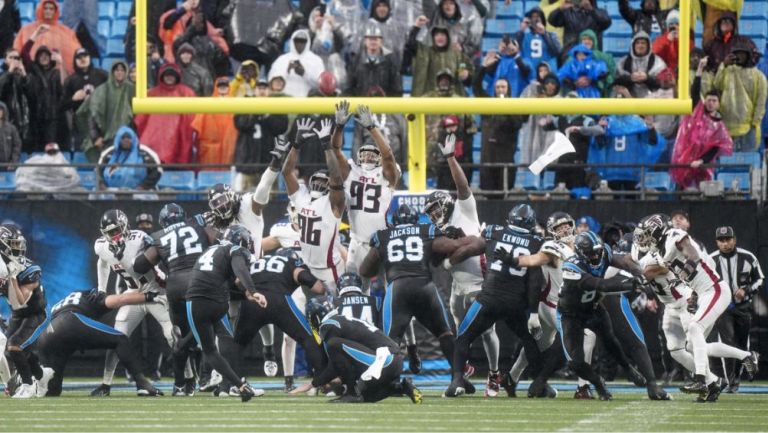 Carolina venció a Falcons en los últimos segundos