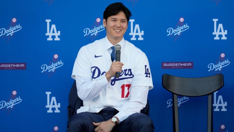 Shohei Ohtani: La nueva estrella de los Dodgers es elegido como Deportista del Año Hombre por AP