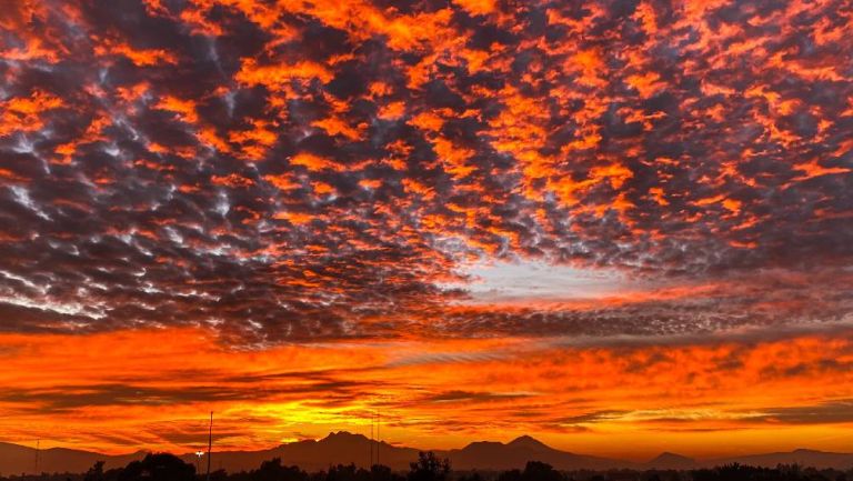 ¿Lo viste? Ciudad de México tiene un amanecer como de película 