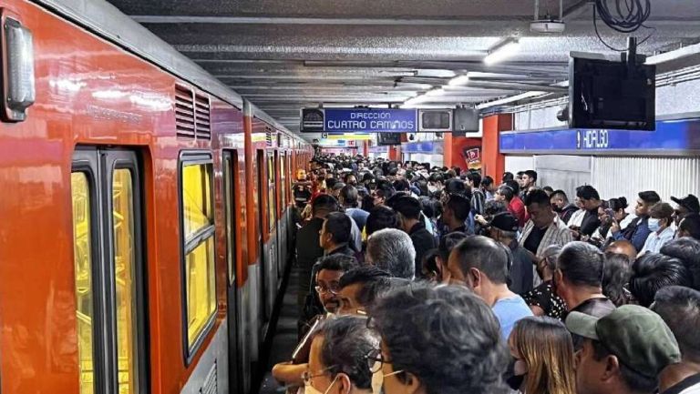 ¡Tómalo en cuenta! Usuarios del Metro reportan retrasos en la Línea 2