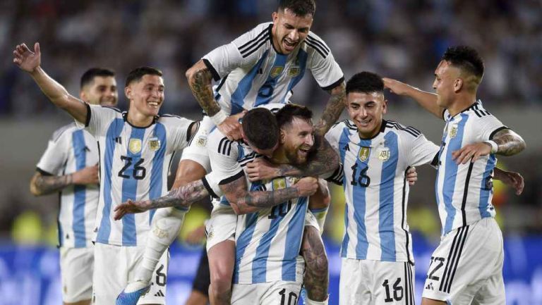 Lionel Messi encabeza el 11 ideal del 2023 de la IFFHS