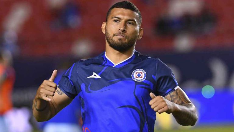 Juan Escobar se despide de la afición celeste con mensaje en redes