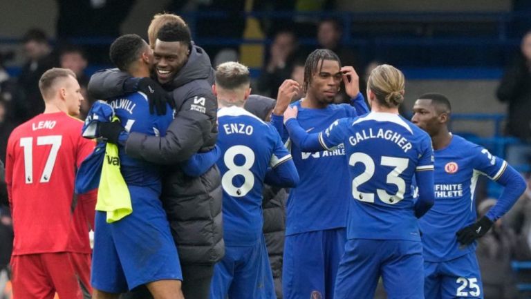 Fulham cae por la mínima ante Chelsea con Raúl Jiménez de titular