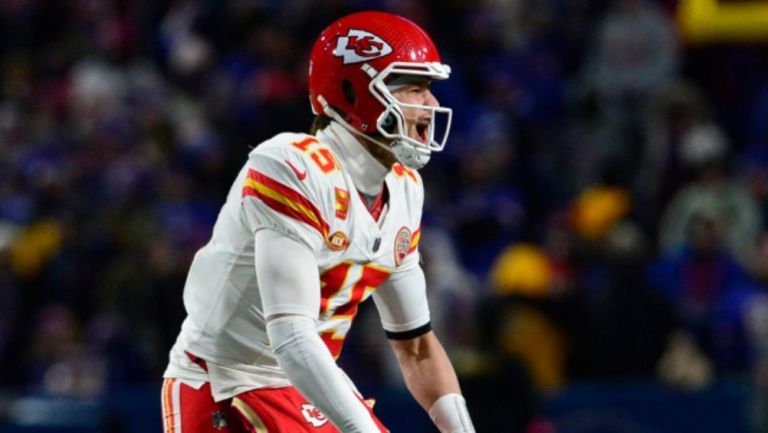 Mahomes le manda el mismo recado a Dawkins tras la victoria de los Chiefs: 'Buena suerte'