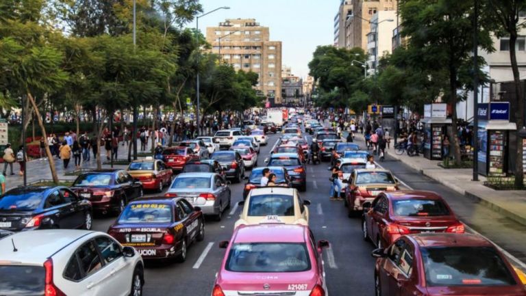 Hoy no circula; checa qué vehículos no pueden circular este miércoles 24 de enero