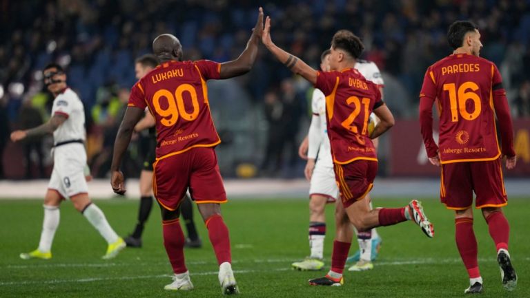 Roma golea 4-0 a Gagliari: Daniele De Rossi continua invicto desde que llegó al banquillo