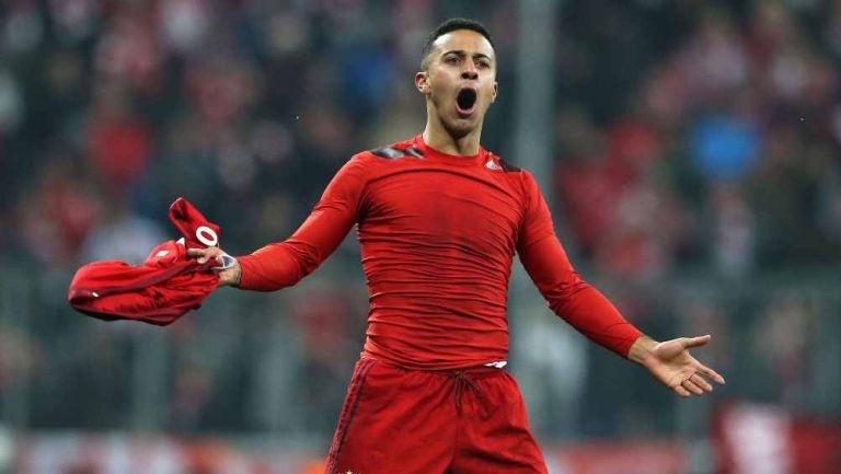 ¡Malas noticias! Thiago Alcántara se vuelve a lesionar en su regreso a las canchas