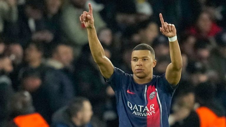 Con Mbappé en plan grande, el PSG se va a España con ventaja de dos goles