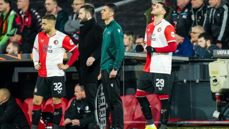 Santiago Giménez fue cambio en empate de Feyenoord ante Roma