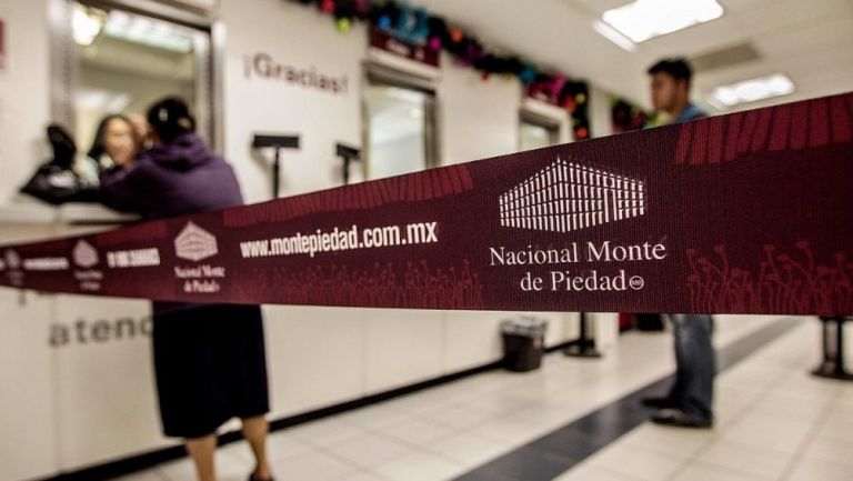 Estalla huelga de los trabajadores del Monte de Piedad ¿Qué pasará con las prendas de los clientes?