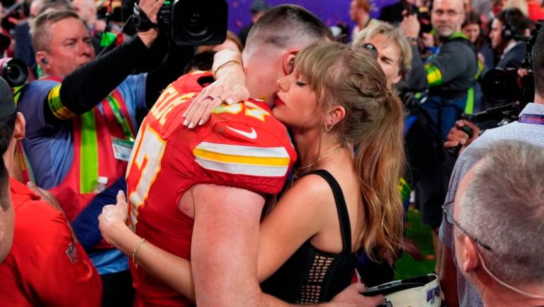 Travis Kelce siguió pasos de Taylor Swift y también donó 100 mil dólares a familia de víctima de tiroteo 