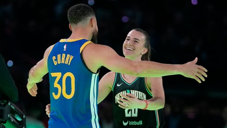 Stephen Curry se lleva el concurso de triples y vence a Sabrina Ionescu